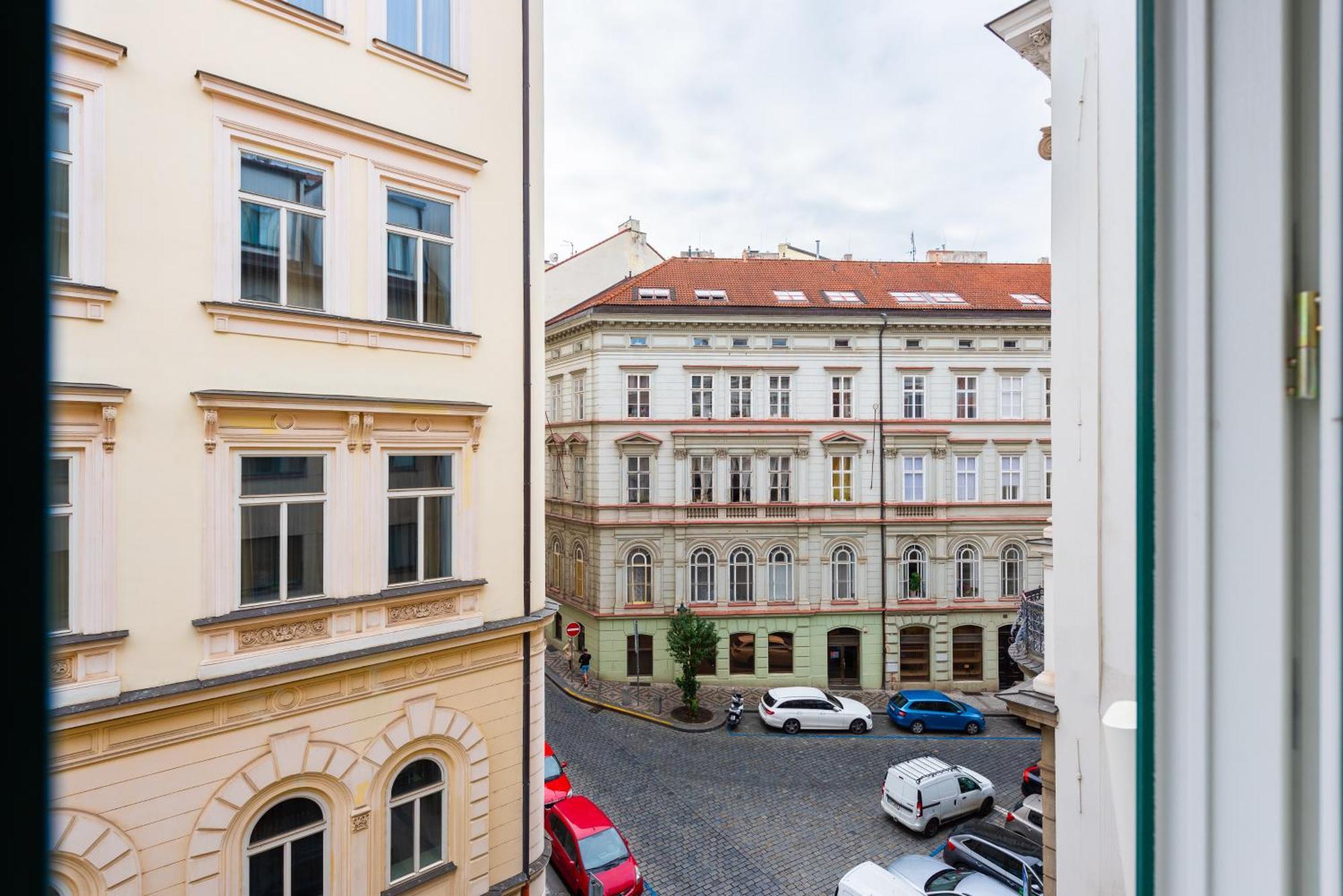 Apartment Family Flat Bartolomejska Prag
